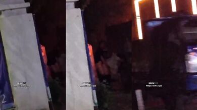 呼伦贝尔阿荣旗网红打卡地爆火 一对情侣翻斗车旁野战被拍曝光 女主俯趴在翻斗车和墙壁的空隙之中被后入